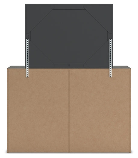 Fraluna Queen Panel Bed, Dresser, Mirror, Chest and Nightstand