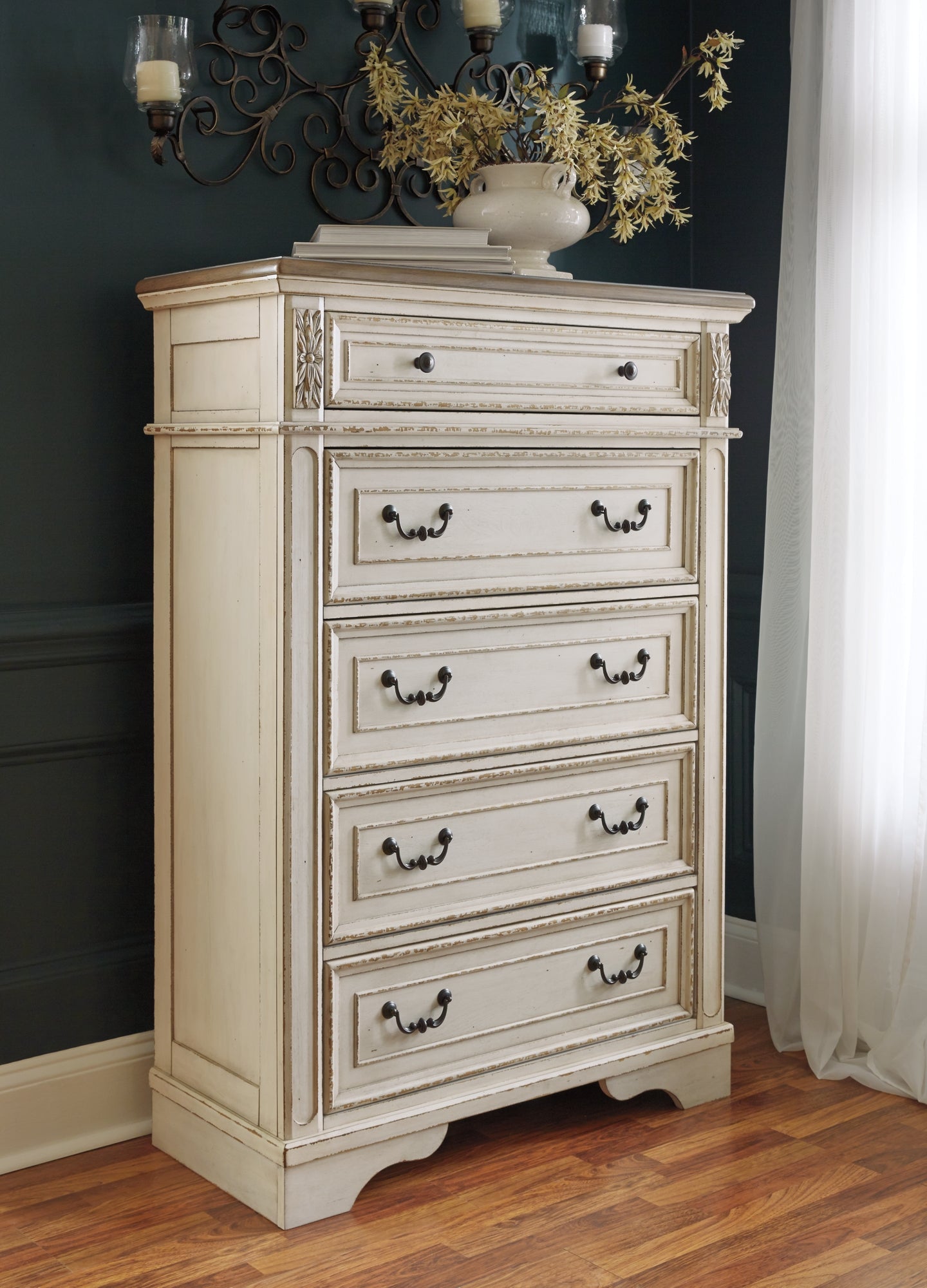 Realyn Five Drawer Chest